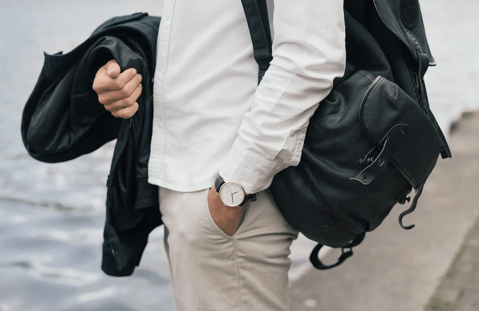 1969 Vintage, Gold / White – 39mm