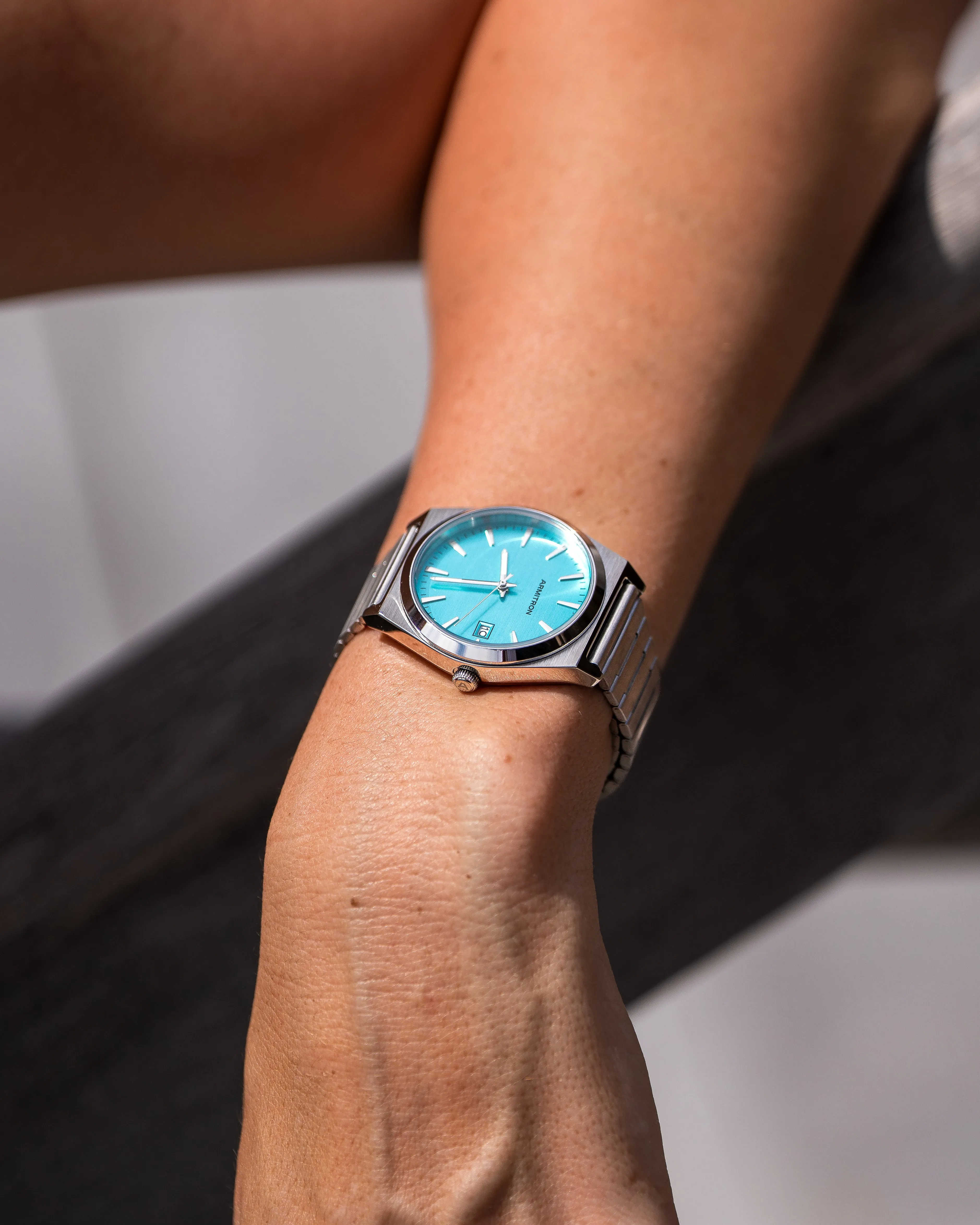 1975™ | 34.5mm, Aqua/Silver