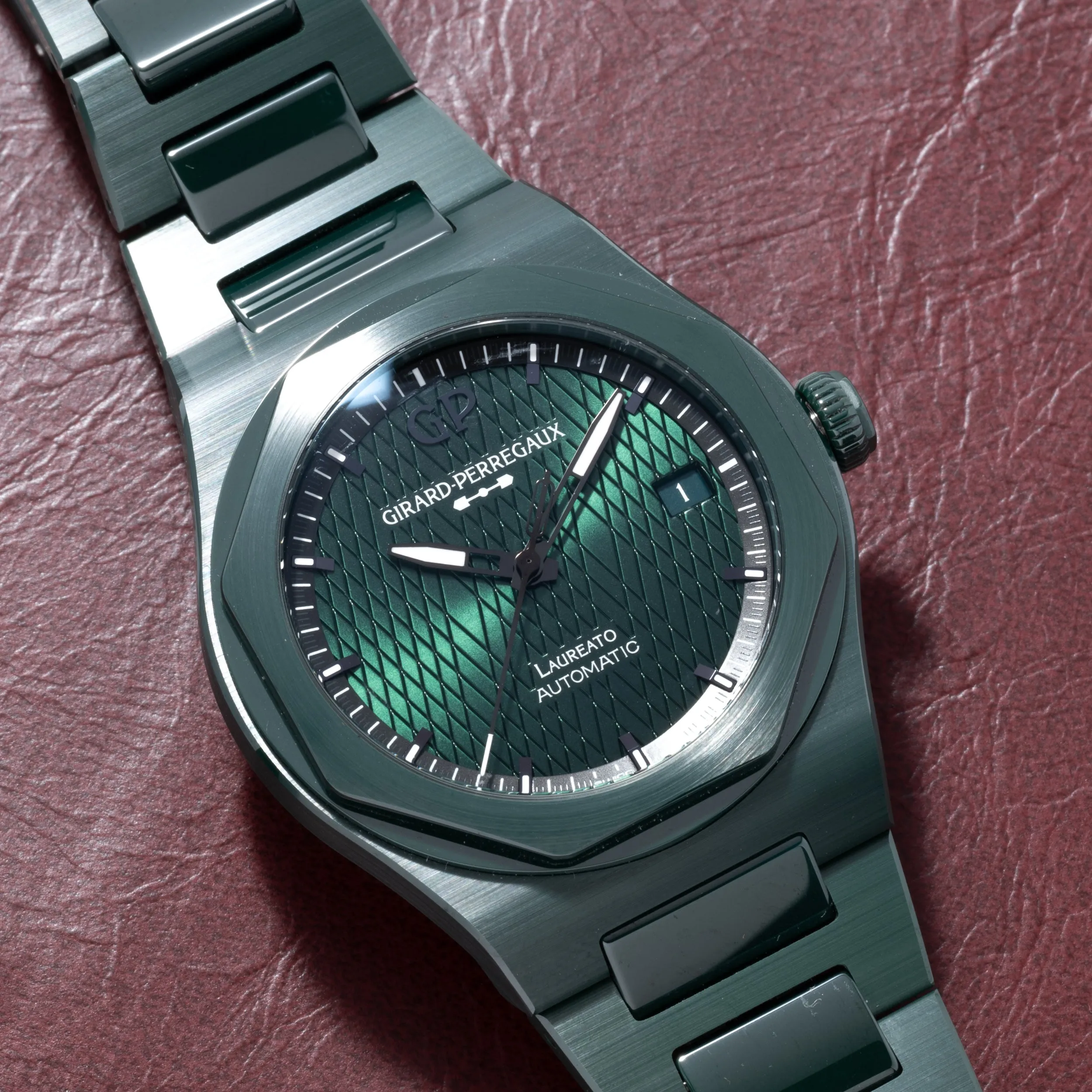 Girard Perregaux Laureato Green Ceramic Aston Martin Edition