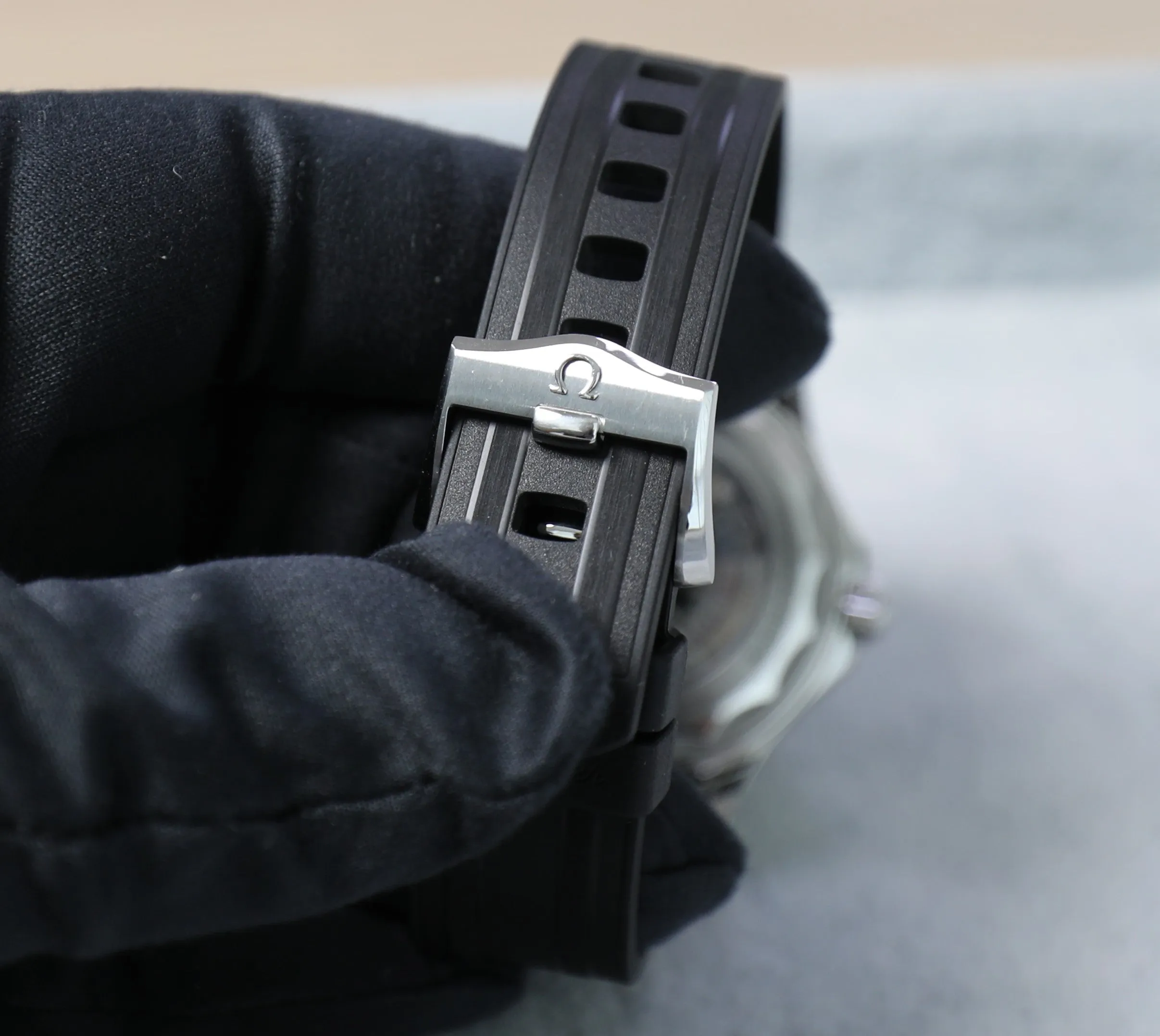 Omega Seamaster Diver 300M James Bond Anniversary Limited Edition – Unworn in stickers Full Set