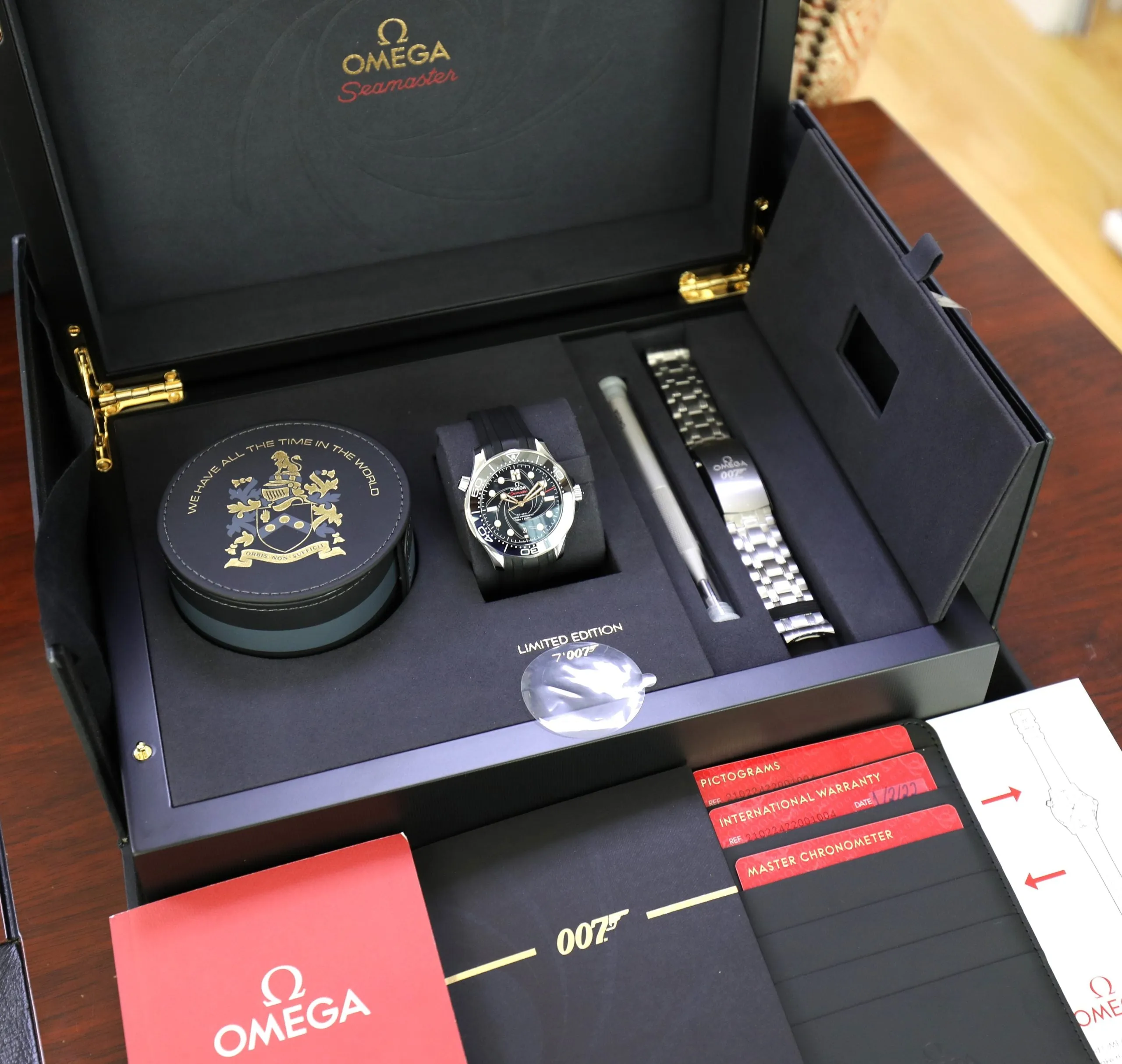 Omega Seamaster Diver 300M James Bond Anniversary Limited Edition – Unworn in stickers Full Set