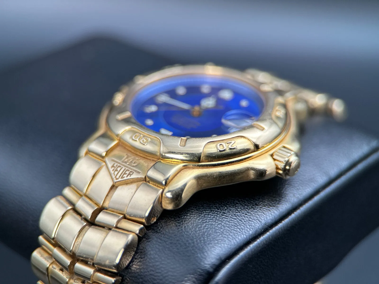 TAG Heuer 6000 Chronometer 18K Yellow Gold Blue Dial Men's Watch - WH514